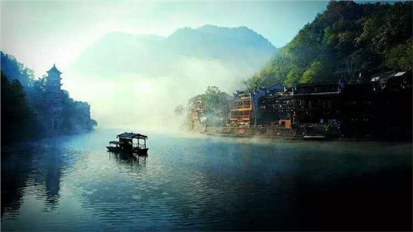 神秘湘西、鳳凰九景汽車(chē)兩日游