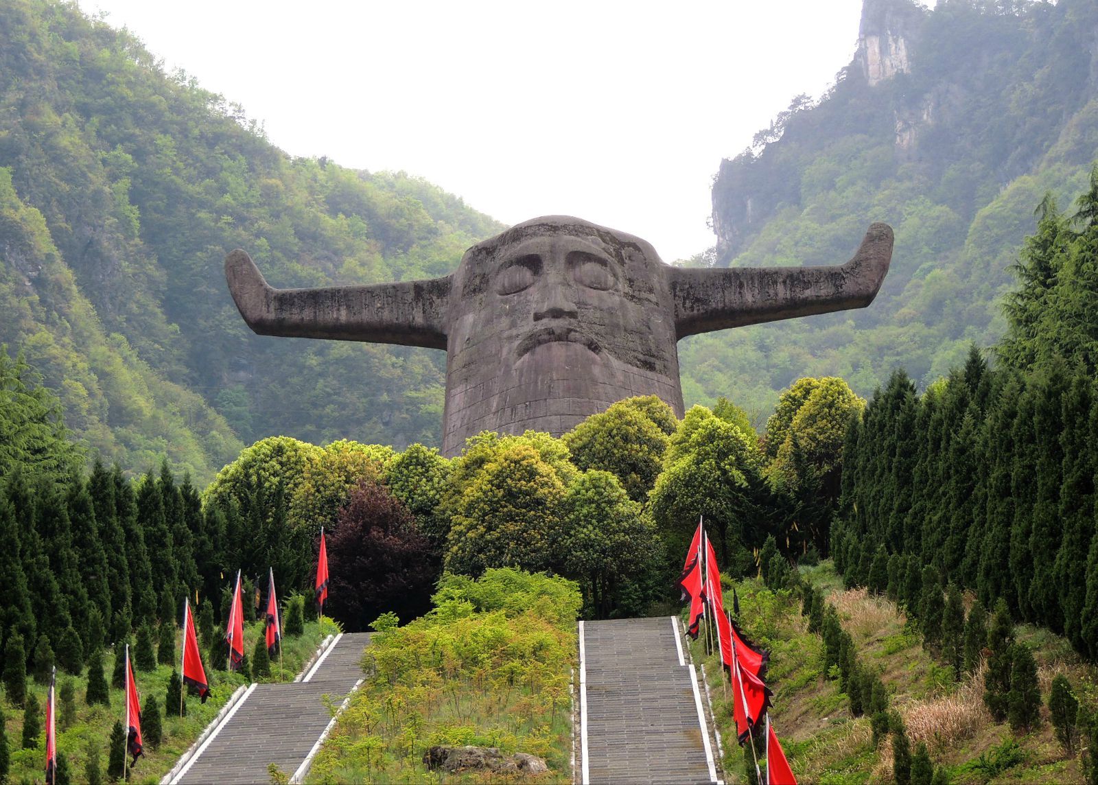 【探秘神農(nóng)架】、龍泉古鎮(zhèn)、汽車三日純玩游