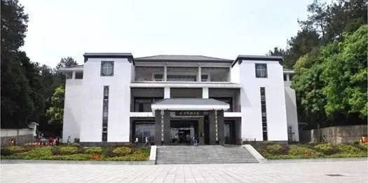 長(zhǎng)沙三珍虎園、楊開(kāi)慧故居一日游
