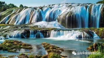 貴州黃果樹大瀑布、梵凈山、西江千戶苗寨、荔波大小七孔、鎮(zhèn)遠(yuǎn)古城遵義會(huì)議會(huì)址、息烽集中營汽車七日游